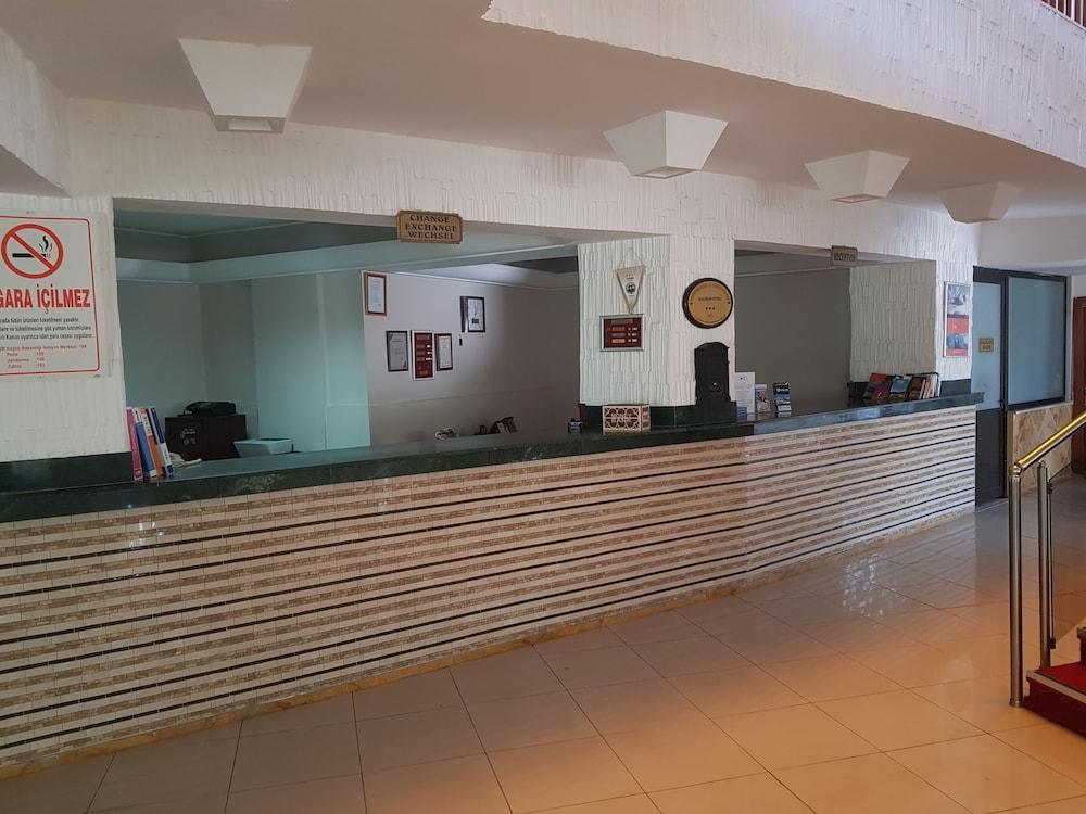 Malhun Hotel フェティエ エクステリア 写真